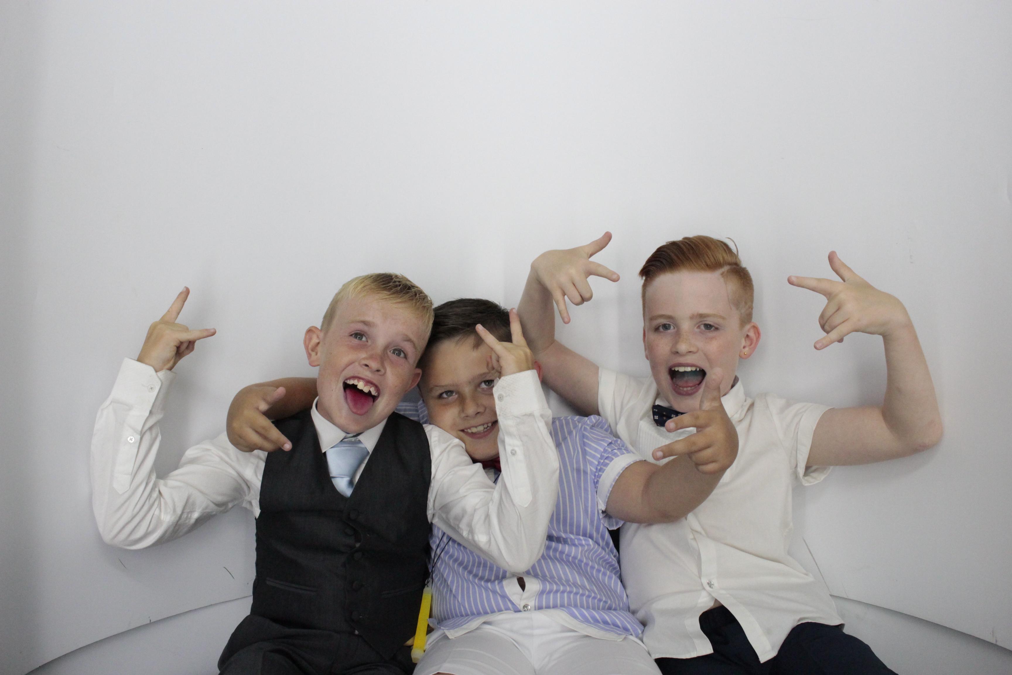 Richard & Karen's Wedding Reception | View more photos from the event at gallery.myphotoboothexperience.co.uk/u/MyPhotoBoothExperienceLtd/Richard-Karens-Wedding-Reception